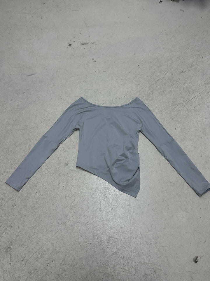 Damen Asymmetrisches Langarmshirt mit U-Boot-Ausschnitt, seitlicher Raffung und schrägem Saum Drune