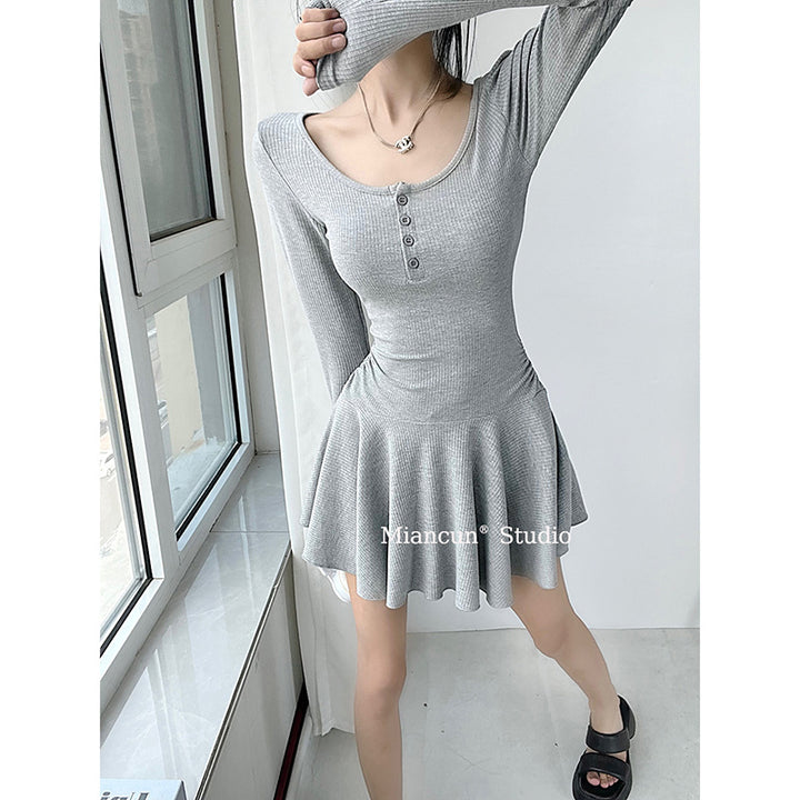 Damen Langarm Kleid mit fließendem Rock Drune