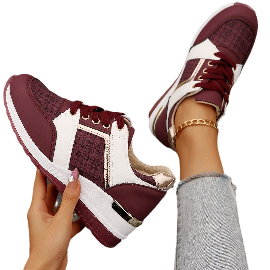 Damen sportive Keil-Sneaker mit strukturiertem Strickmix gepolstertem Komfortfußbett und goldenen Akzenten Drune