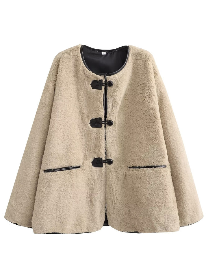 Damen nan kurzer Teddy-Mantel mit Knebelverschluss, Lederimitat‑Einfassung und aufgesetzten Taschen Drune