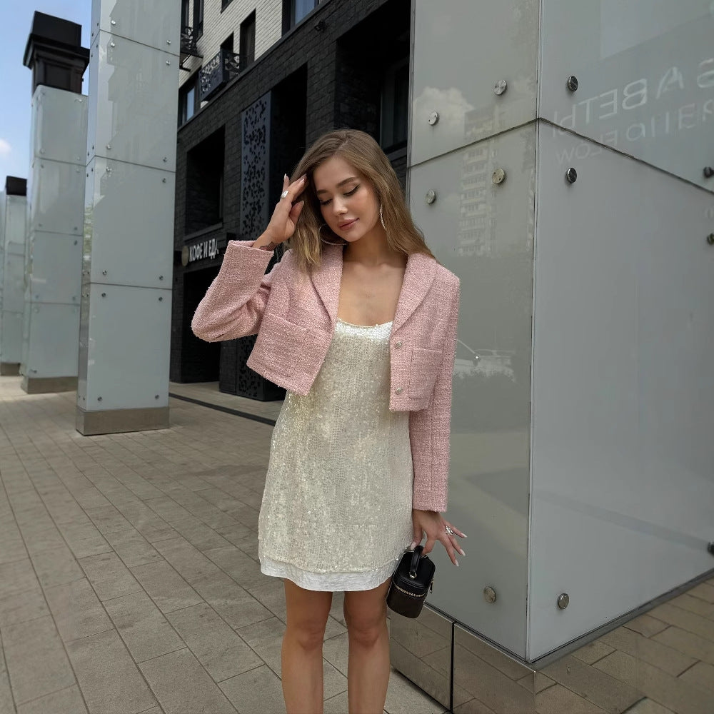 Damen elegante Kurzjacke aus hochwertigem Bouclé mit schimmernden Knopfdetails Drune