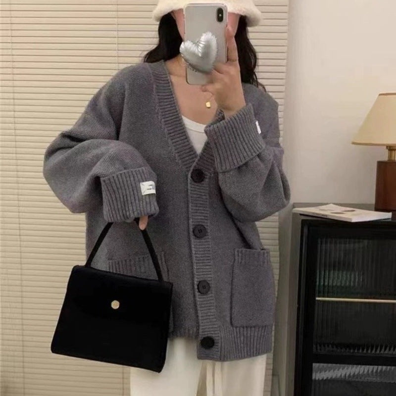 Damen Gemütliche Strickjacke mit tiefem V-Ausschnitt und großen Taschen Drune