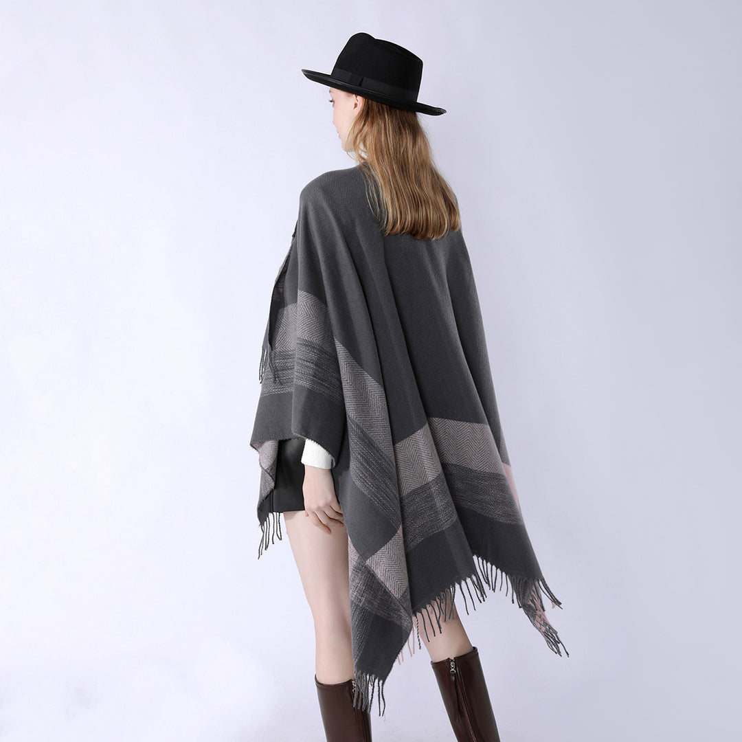 Damen Capeponcho aus Wollmix mit Ärmelschlitzen, offener Front und Fransenabschluss Drune