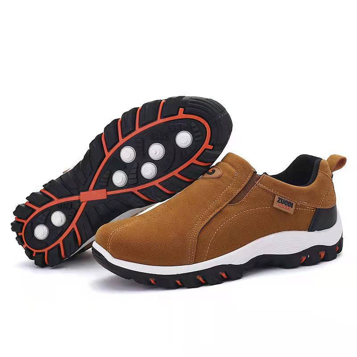 Herren nan robuste Slip-On-Sneaker aus Velourslederoptik mit elastischen Einsätzen und profilierter Gummilaufsohle Drune