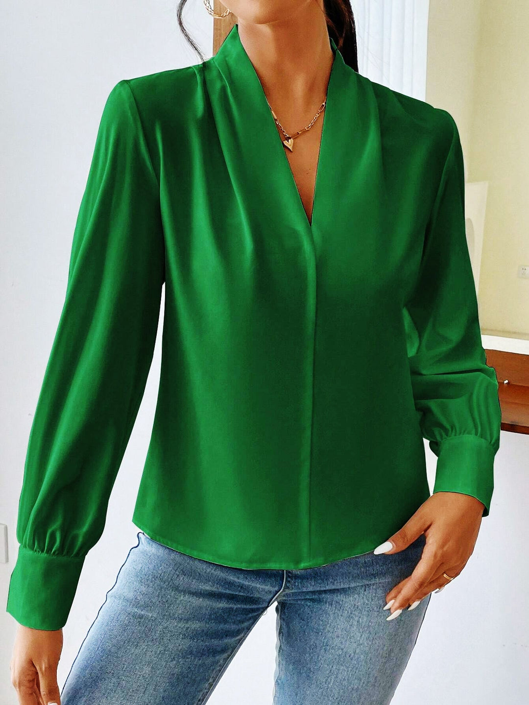 Drune | Elegantes Blusenshirt Mit V-ausschnitt Für Frauen