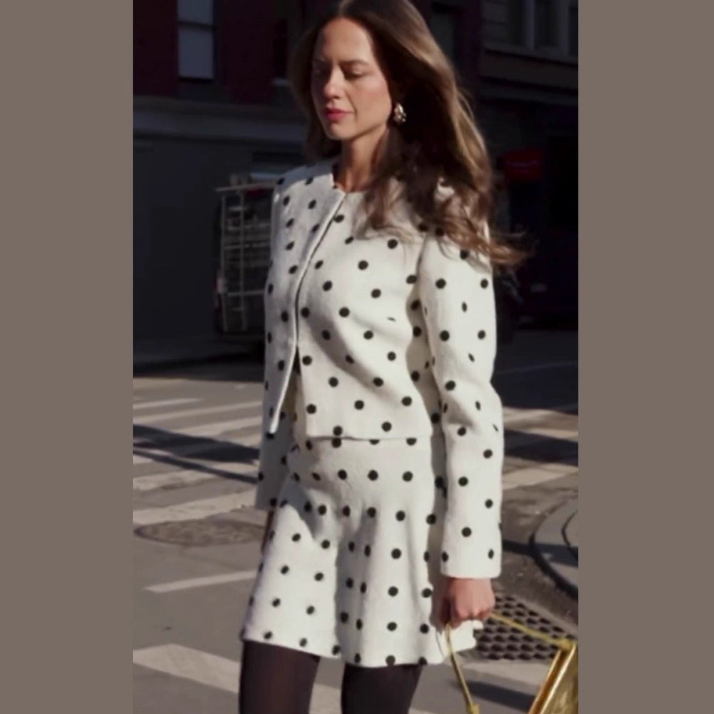 Damen Zweiteiliges Bouclé-Set mit kurz geschnittener Jacke und A‑Linien Minirock Drune
