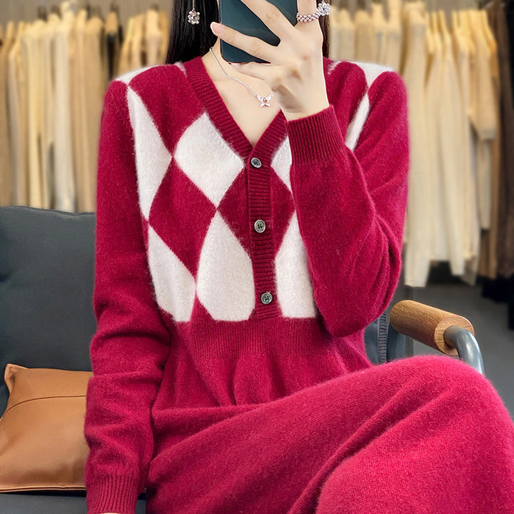 Damen Strick-Set mit V-Cardigan Rautenmuster und tailliertem Midirock Drune