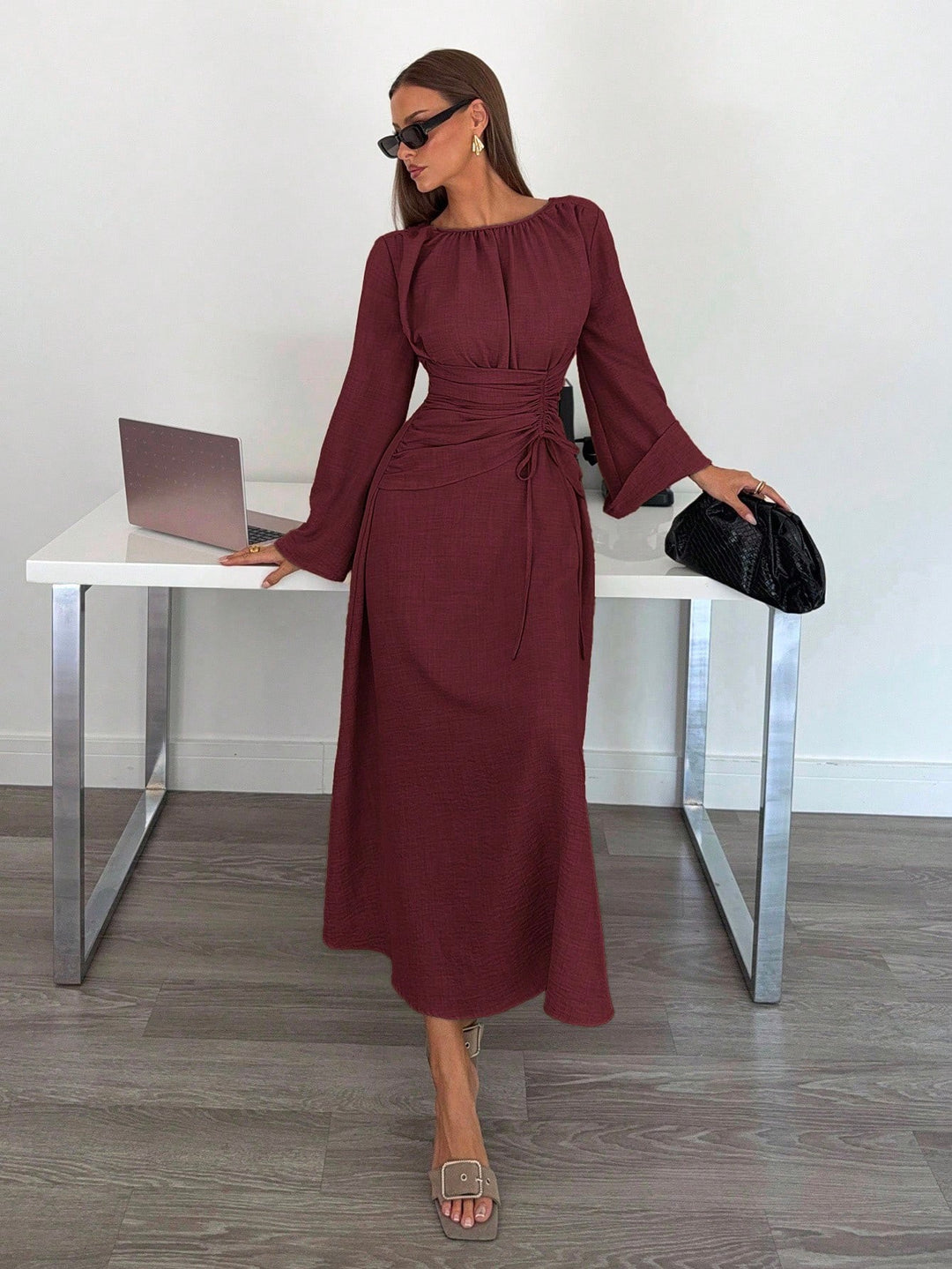 Damen Maxikleid mit geraffter Taillen-Schnürung, weiten Ärmeln und fließendem Rock Drune