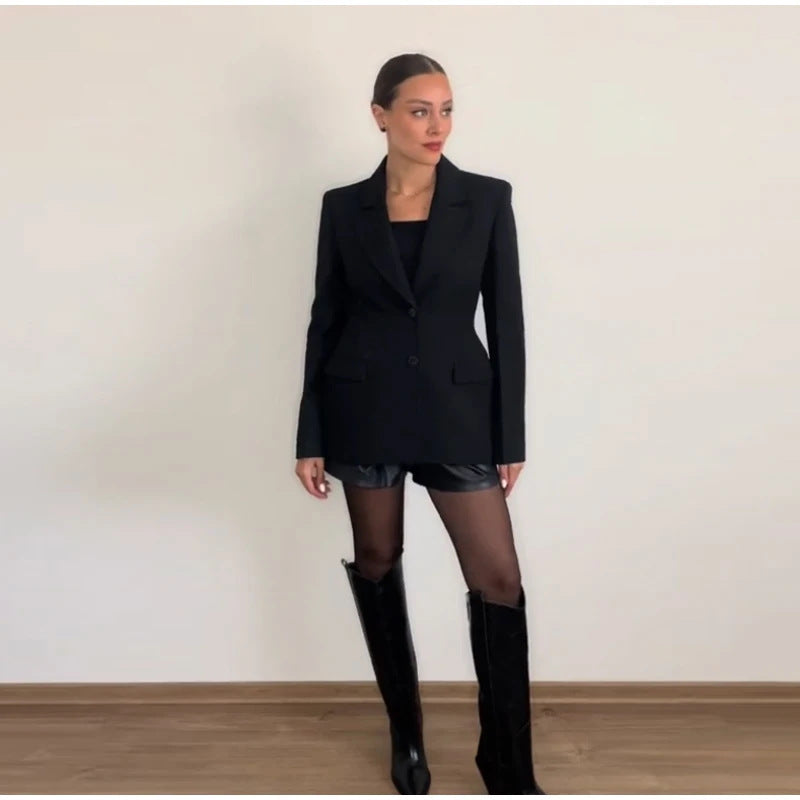Damen nan taillierter Einreiher-Blazer mit Reverskragen, zweiknopf-Verschluss und Pattentaschen Drune