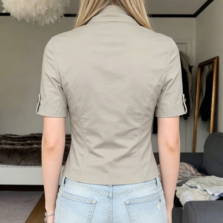 Damen modische Kurzjacke mit strukturiertem Schnitt und praktischen Brusttaschen Drune