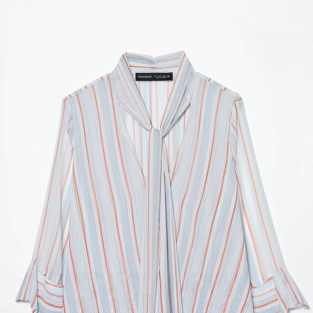 Damen Leichte Chiffonbluse mit Schluppe, Volant-Saum und ausgestellten Trompetenärmeln Drune