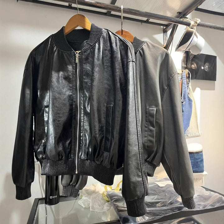 Damen nan oversized Bomberjacke in Lederoptik mit geripptem Stehkragen und Taillenbündchen Drune