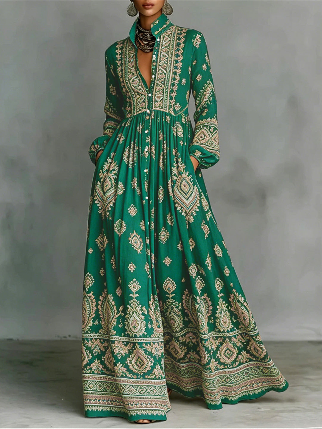 Damen Maxikleid im Boho‑Ethno‑Stil mit Stehkragen, durchgehender Knopfleiste und Eingrifftaschen Drune