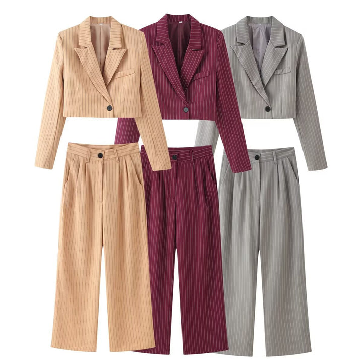 Damen Zweiteiliges Nadelstreifen-Kurzblazer mit hochgeschnittener weiter Hose Drune