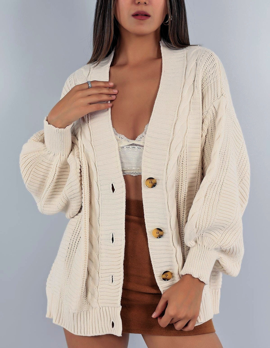 Damen Grobstrick-Cardigan mit großen Knopfdetails und voluminösen Ärmeln Drune