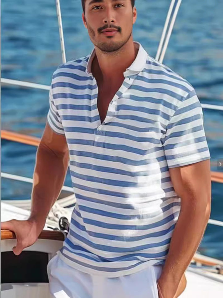 Herren Poloshirt mit modernem Nautikstreifen und kurzem Stehkragen Drune