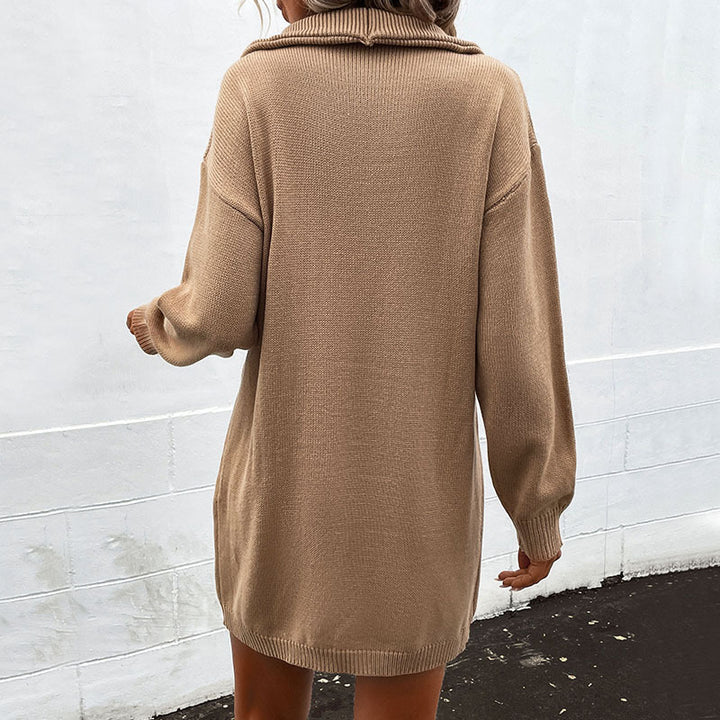 Damen Oversize-Feinstrickkleid mit Umlegekragen, Zierknopfleiste und Rippsaum Drune