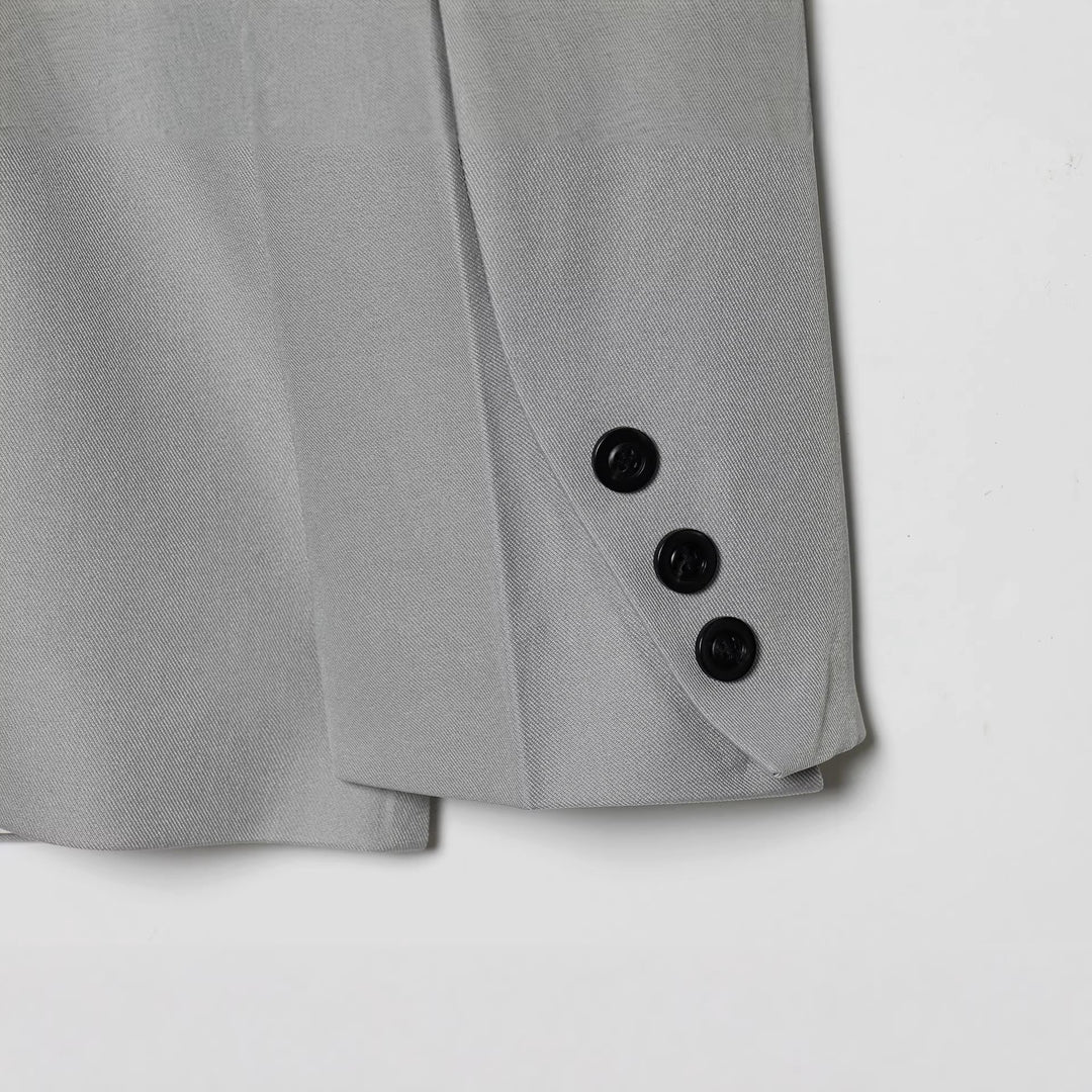Damen Kurzblazer im minimalistischen Clean‑Look mit Stehkragen und verdeckter Knopfleiste Drune