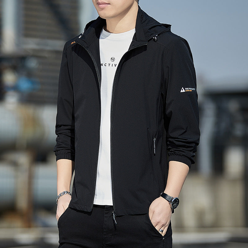Herren Ultraleichte Wind- und Regenjacke mit Kapuze, Packfunktion und Reißverschlusstaschen Drune