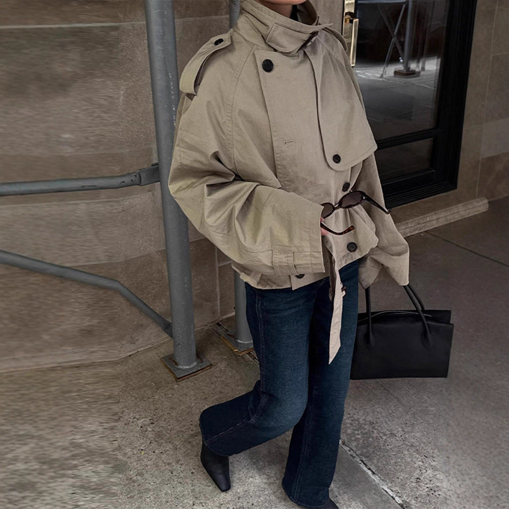 Damen Trenchcoatjacke mit herausnehmbarer Kapuze und modischem Gürtel Drune