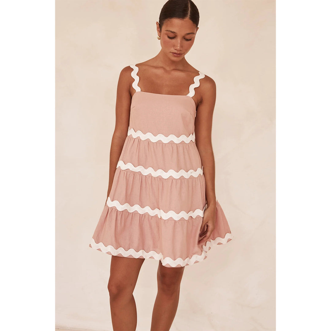 Damen Sommerliches Leinenkleid mit wellenförmigen Akzenten und luftigem Schnitt Drune