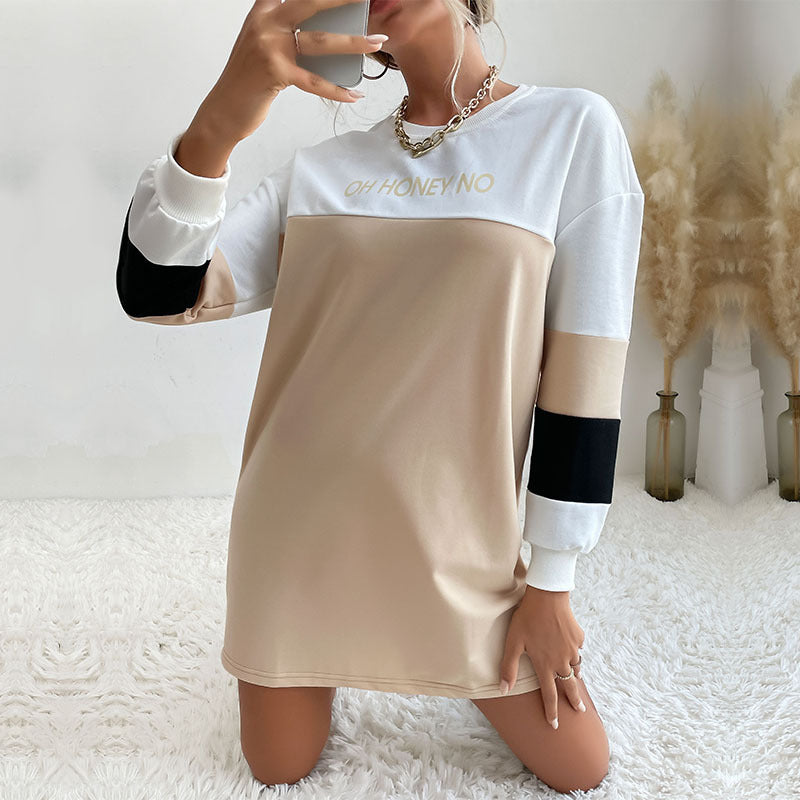 Damen Oversize Sweatshirtkleid mit Colorblock-Ärmeln und Statement‑Schriftzug Drune