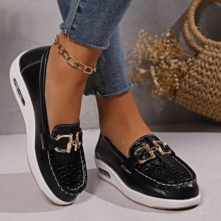 Damen nan modische Plateau-Slipper Loafer mit Krokoprägung, gepolstertem Komfortfußbett und goldener Zierkette Drune