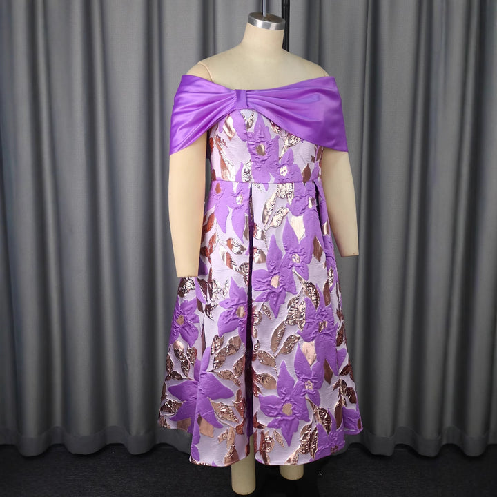 Damen Elegantes Abendkleid mit schulterfreier Applikation und floralen Motiven Drune