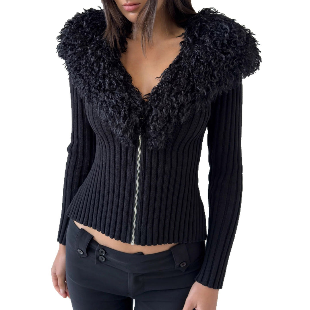 Damen Taillierter Rippstrick-Cardigan mit Reißverschluss und voluminösem Kunstfellkragen Drune