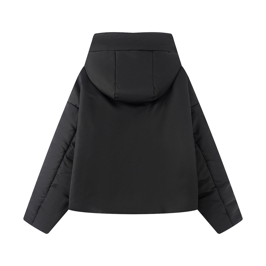 Damen nan kurz geschnittene Steppjacke mit hohem Stehkragen, weitem Funnel‑Hood und wasserabweisender Oberfläche Drune