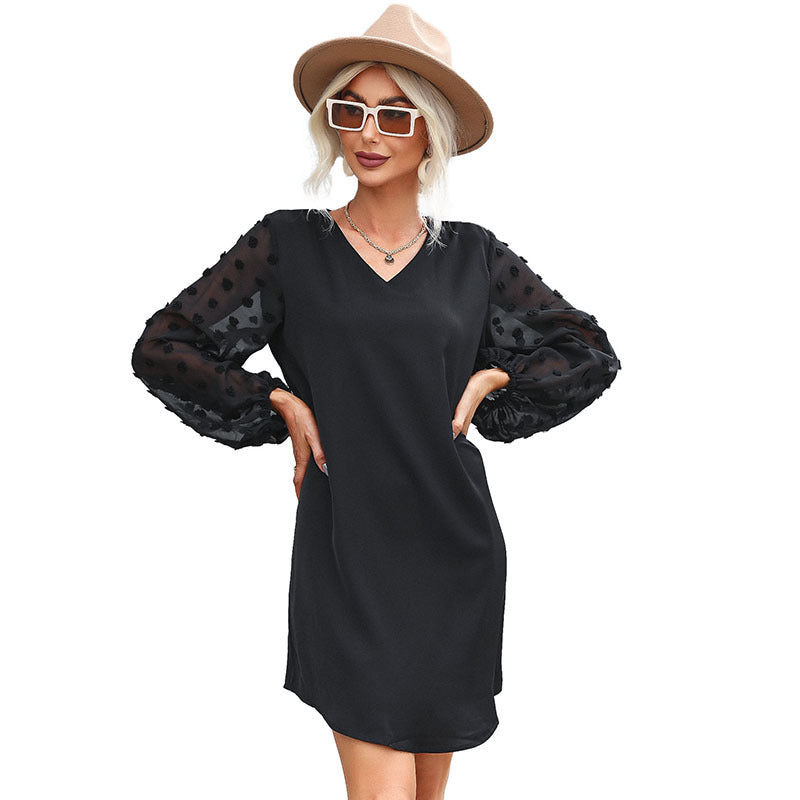 Damen Chiffon-Minikleid mit V-Ausschnitt, transparenten Punktärmeln und Kettengürtel Drune