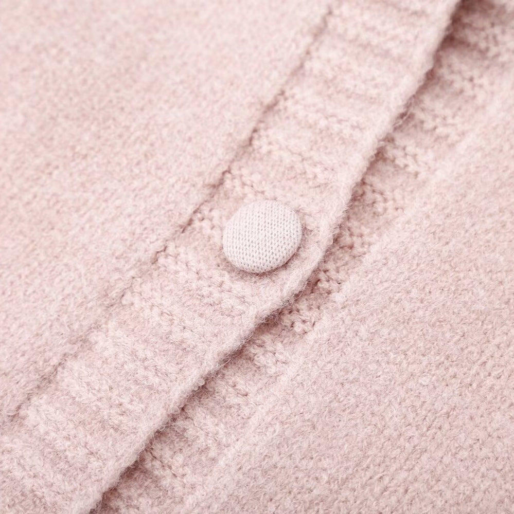 Damen Feinstrick-Cardigan mit Kapuze, Knopfleiste und gehäkelter Borte Drune