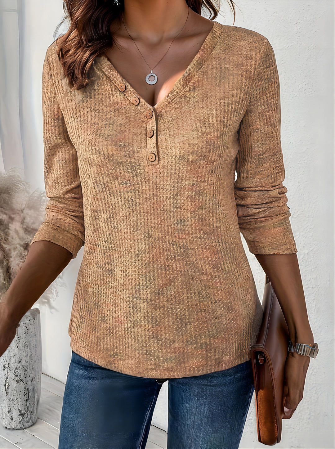 Damen Langarmshirt mit strukturiertem Halsausschnitt und Knopfdetails Drune