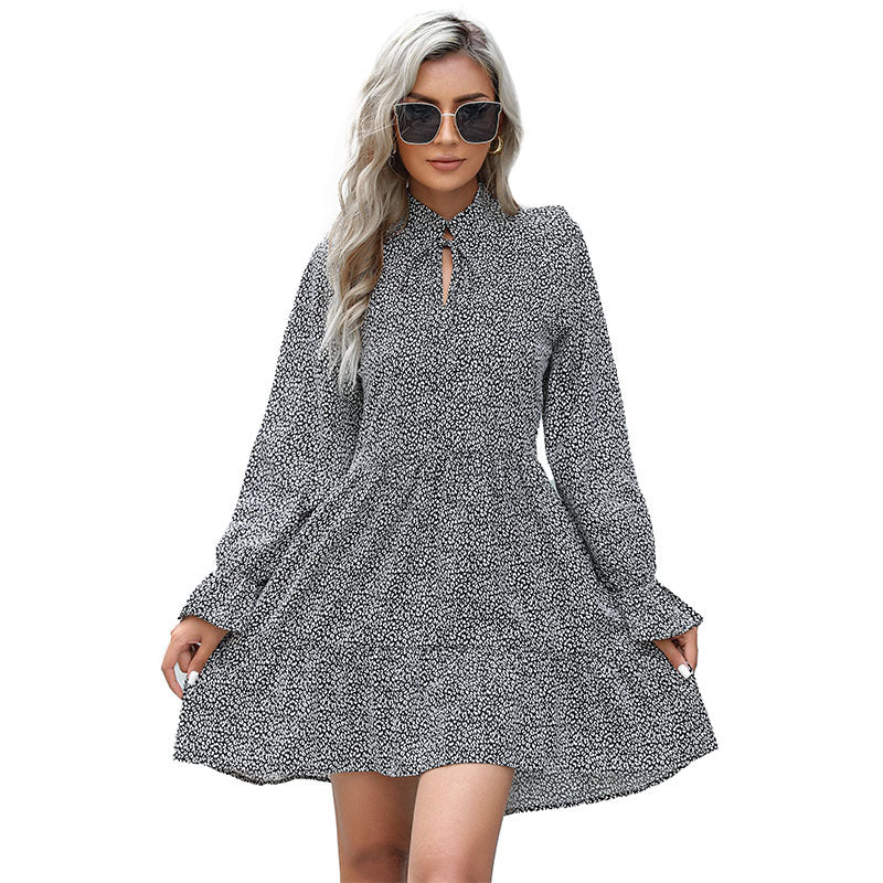 Damen Hemdblusenkleid mit Bindekragen, Stufenrock und langen Glockenärmeln Drune
