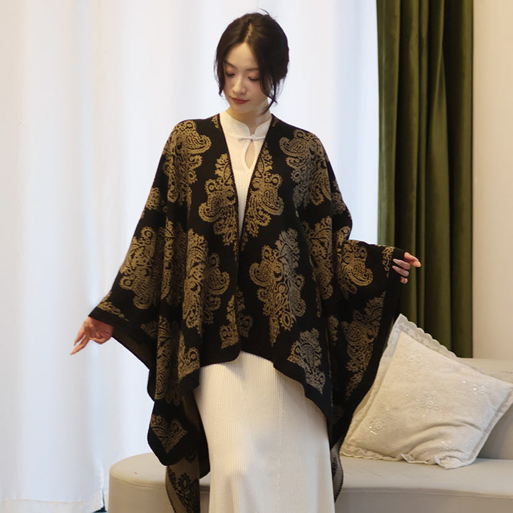 Damen Wollmix-Capeponcho mit beidseitigem Jacquard‑Paisley und kontrastierter Rollkante Drune