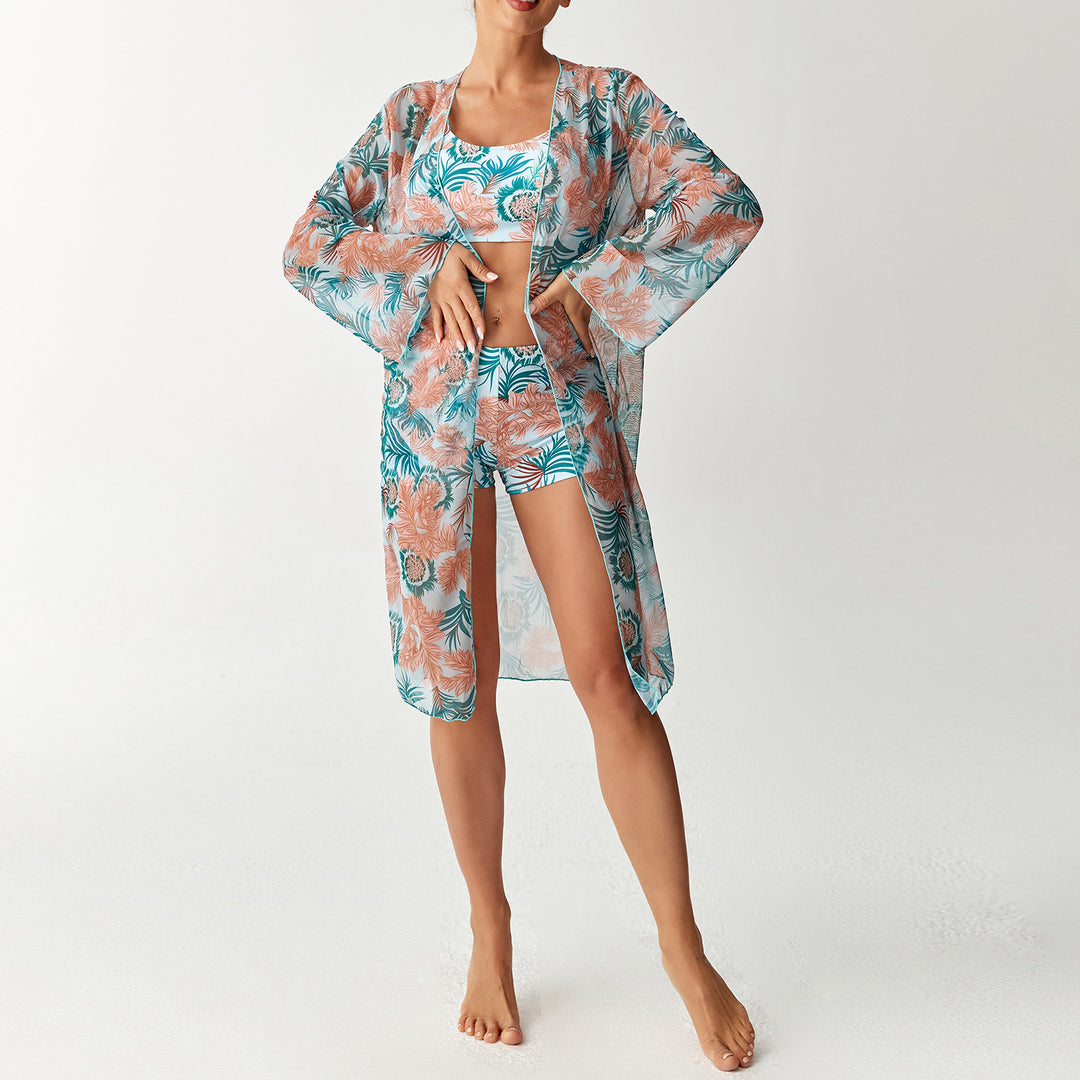 Damen Strandoutfit mit floralem Design und transparentem Kaftan Drune