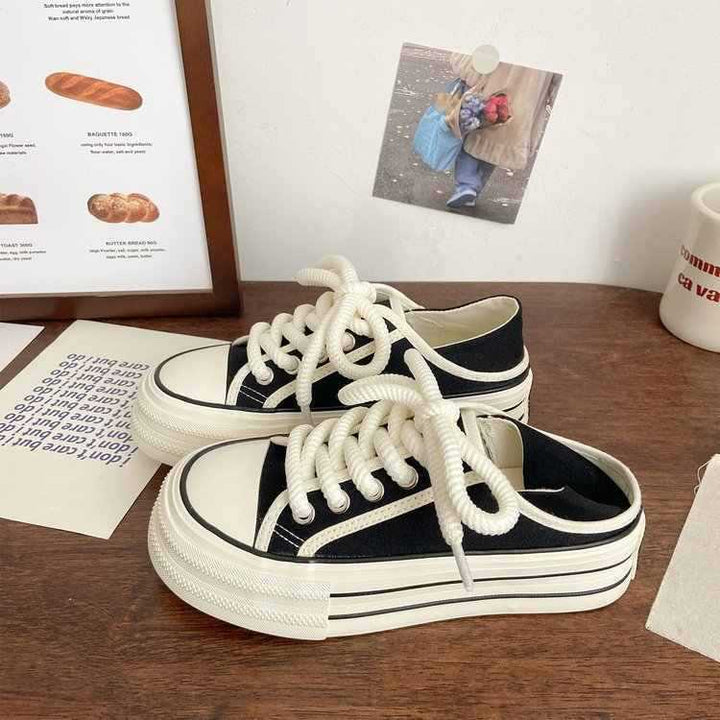 Damen Bequeme Sneaker mit doppelter Sohle und dekorativer Schnürung Drune
