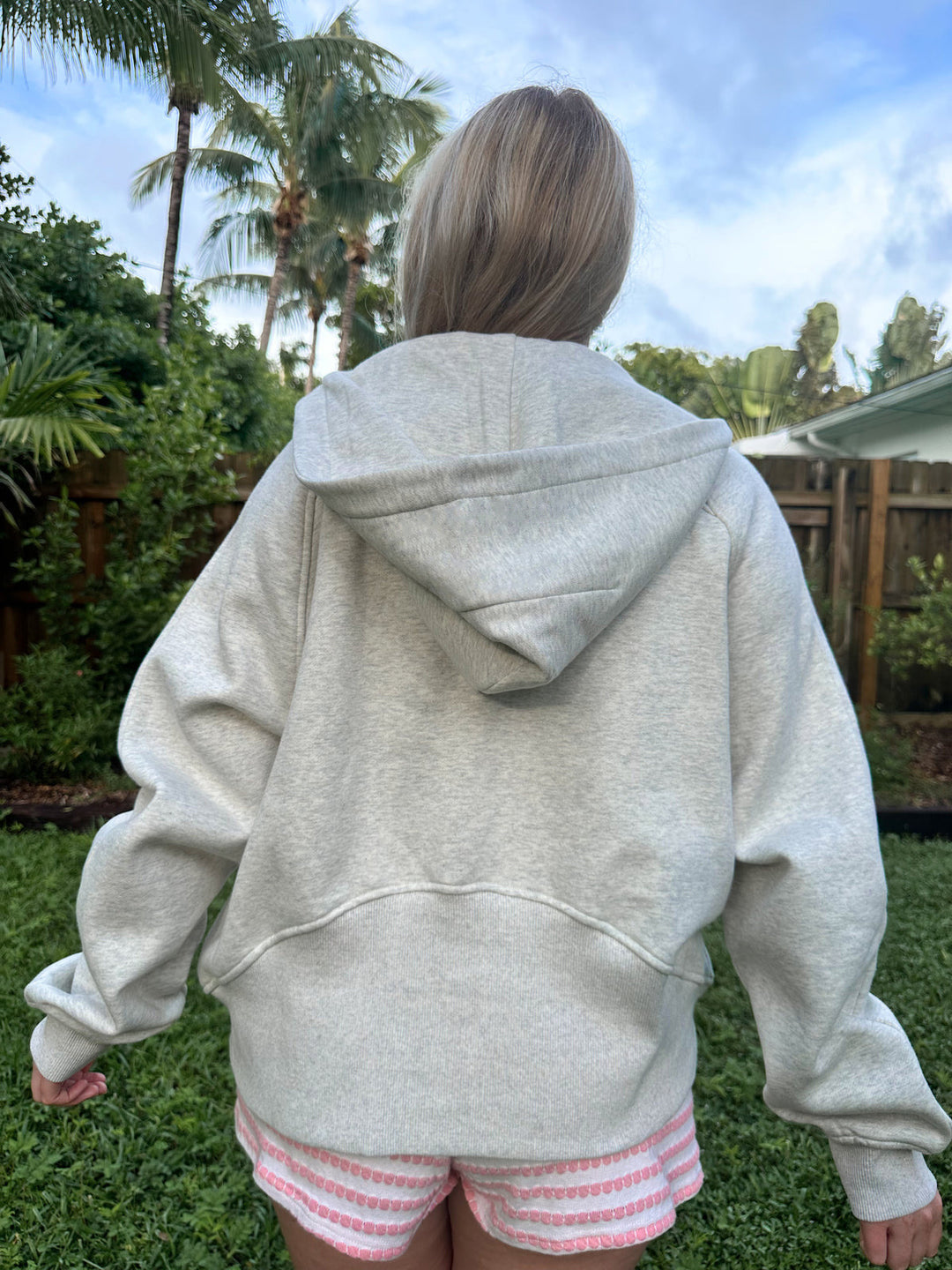 Damen oversized Kapuzenpullover mit kurzem Reißverschluss, Kängurutasche und leichtem Fleecefutter Drune