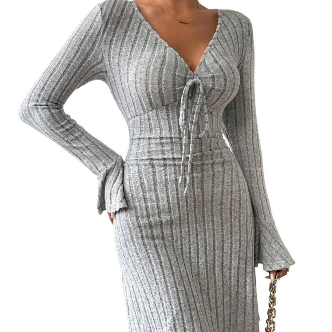 Damen geripptes Strick-Midikleid mit tiefem V-Ausschnitt Bindeband und taillierter Silhouette Drune