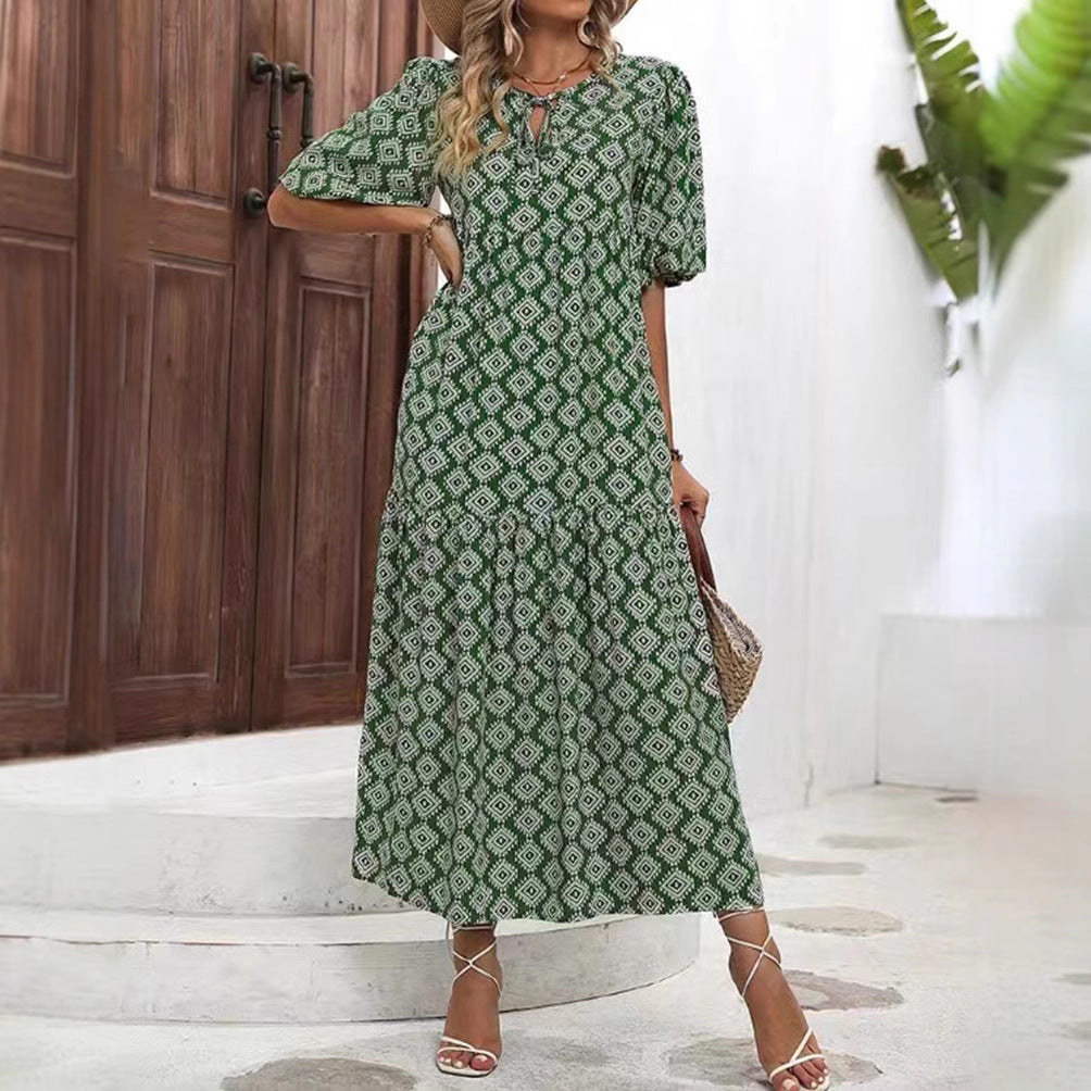 Damen nan luftiges Maxikleid mit geometrischem Ethno-Print, gerafftem Stufenrock und Schlüssel-Ausschnitt Drune