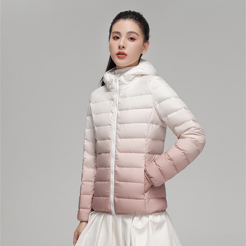 Damen ultraleichte Kapuzen-Steppjacke mit kompaktem Packmaß und windabweisender Hülle Drune