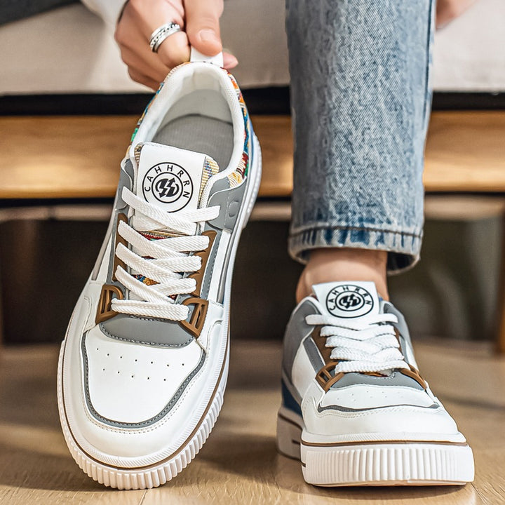 Herren stylische Plateausneaker mit gepolstertem Schaftkragen, geprägten Overlays und griffiger Plattformsohle Drune