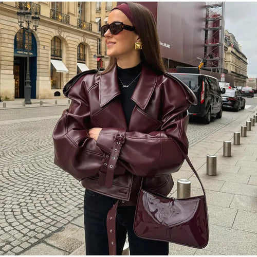 Damen modische Kunstlederjacke mit oversized Schnitt und auffälligen Schulterpartien Drune