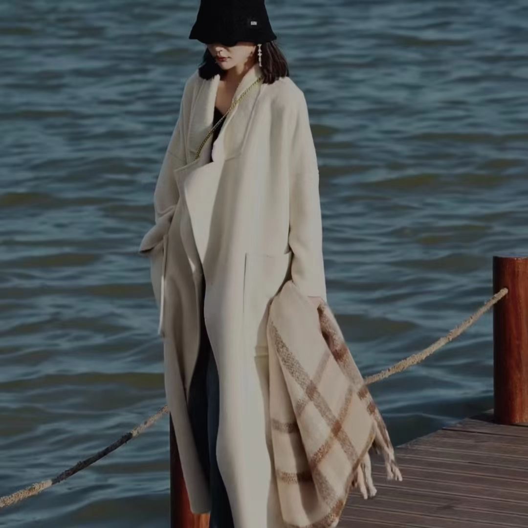 Damen Oversized Wollmix Maximalistischer Mantel mit weitem Revers Drune