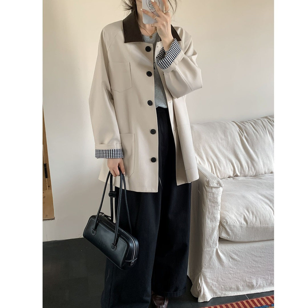 Damen Oversize Kurzjacke im Trenchstil mit Lederoptik-Kragen und karierten Umschlagmanschetten Drune