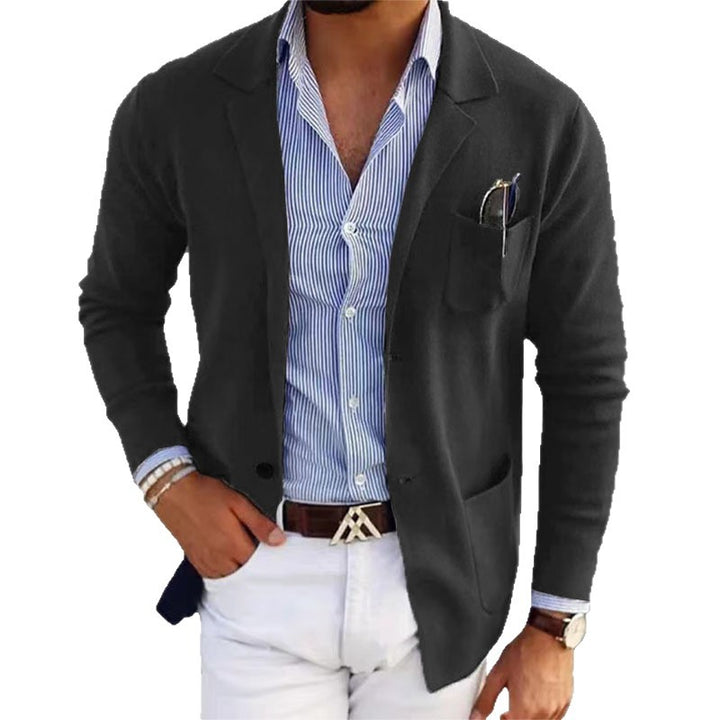 Herren nan legerer Strickblazer mit aufgesetzten Taschen, dezentem Revers und leicht taillierter Silhouette Drune