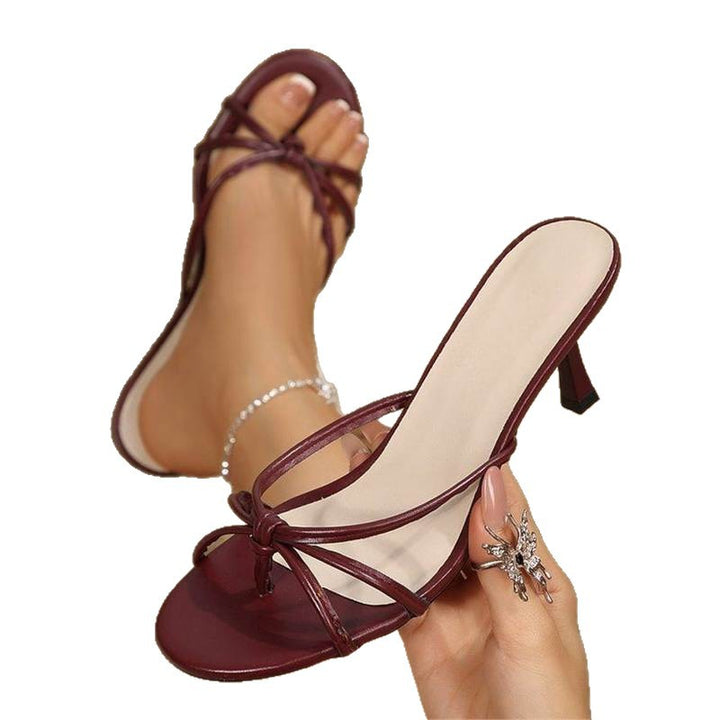 Damen Elegante Kitten‑Heel Mules mit zarten Knoten‑Riemchen und offenem Zehenbereich Drune