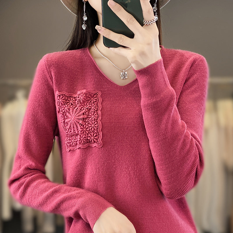 Damen Kaschmir‑Optik V‑Ausschnittpullover mit floraler Häkelapplikation Drune