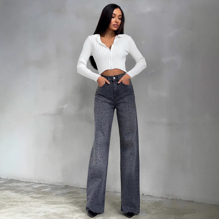 Damen Highwaist Schlagjeans mit dezenter Leo-Print, weitem Bein und rohem Saum Drune