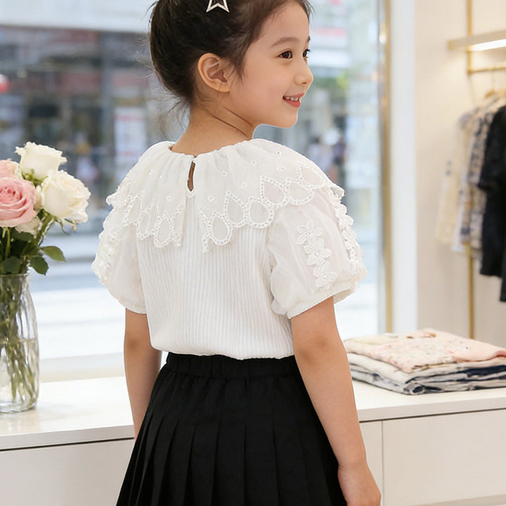 Mädchen modische Bluse mit voluminösem Tüllkragen und eleganten Details Drune